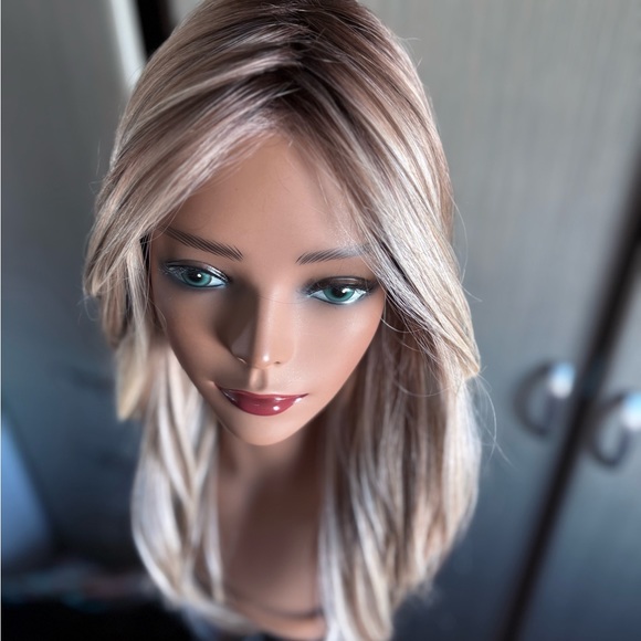 Belle tress “Siena” wig in color Raw sugar blond City collection new - Picture 3 of 7
